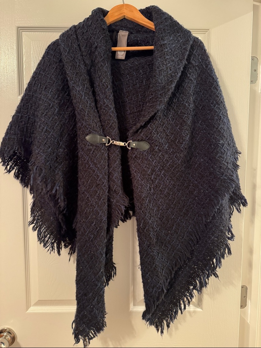 Vince Camuto Black Textured Fringe Shawl Poncho with Decorative Clasp